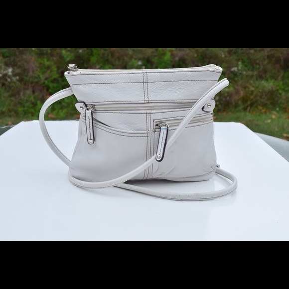 Tignanello leather cross body bag - Picture 8 of 8